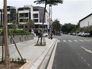 Nhà phố đức giang 95m2 x 5 tầng mặt tiền  kinh doanh, 2 mặt thoáng  view công viên, giá 23.4 tỷ