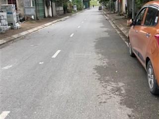 Bán lô góc 63m² mặt phố giang biên  việt hưng, đường 12m, ở và kinh doanh tốt, giá 12.x tỷ