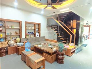 Nhà phân lô 72m x 6 tầng  view công viên  phố phạm khắc quảng, việt hưng  thang máy  22.25 tỷ