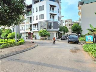 Bán lô góc 78m² đất đẹp phường phúc lợi, đường to 15.5m, mặt tiền 10m ở và kinh doanh tốt