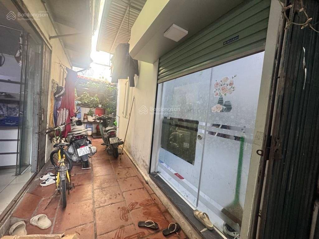 Nhà 35m2 siêu rẻ vĩnh hưng 1 tầng 1 lửng đủ công năng, ba gác đỗ gần hàng hiếm vừa tiền, dòng tiền