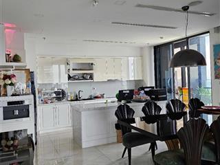 Cho thuê căn hộ 2 phòng ngủ vinhomes golden river bason quận 1 vào ở ngay, giá 23 tr/ tháng