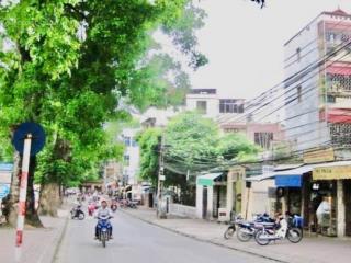 Tổ ấm lý tưởng giữa lòng ba đình ngõ nônggần phố dân xây đầu tư ngọc hà dt 25m4tầng 6,7 tỷ