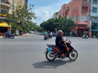 Bán nhà tạ quang bửu, quận 8, hẻm 4m, 70m2, ngang 4m, nhích 8 tỷ