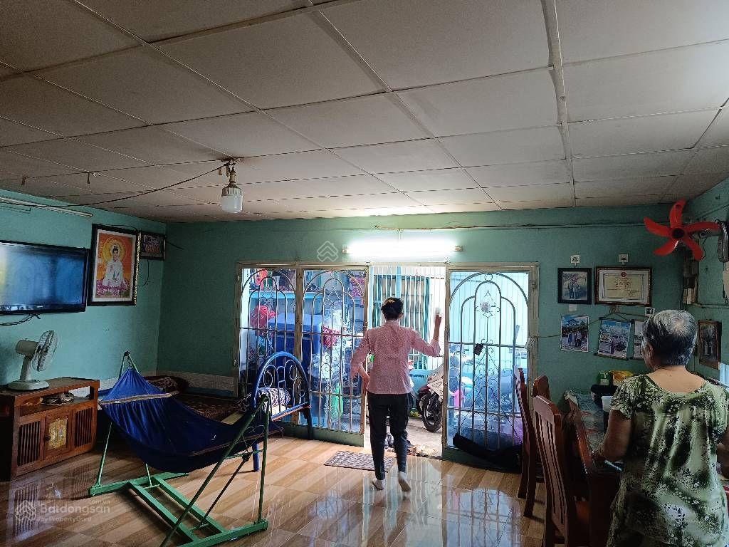 Bán nhà hoàng diệu, quận 4, 60m2, ngang hiếm 5.5m, hơn 5 tỷ