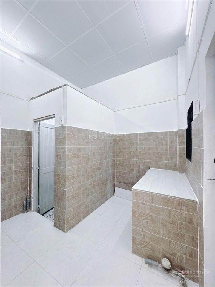 Bán chdv quận 8, dương bá trạc, 140m2, ngang hiếm 5.5m, thu nhập 45 triệu/tháng, chỉ 14. x tỷ