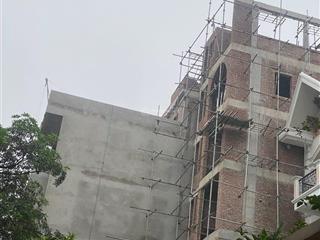 Xây mới 7 tầng thang máy, thiết kế hiện đại, gần phố, gần ô tô, giá tốt