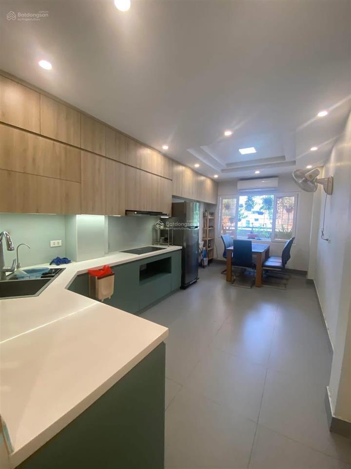 View hồ tây nhà phố văn cao dân xây gara ôtô ngõ thông gàn phố nhà phố văn cao 43/50m