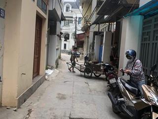 Bán nhà dân xây phương canh ntl diện tích 54 m 4 tầng 8,65 tỷ  lô góc 3 thoáng ngõ rộng .