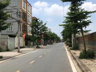 Bán đất kim chung  hoài đức diện tích 57,6 m mặt tiền 4 m  giá 5,3 tỷ ba bước ra ô tô