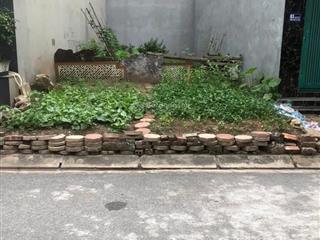 Bán đất phương canhntl tích 42 m  5,35 tỷ ngõ rộng  nông 50 m ra phố phương canh