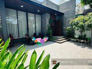 Biệt thự mt đ.gò dưa. dt khủng 224m2 giá chỉ nhỉnh 11 tỷ. kinh doanh đa ngành nghề.  0764 751 ***