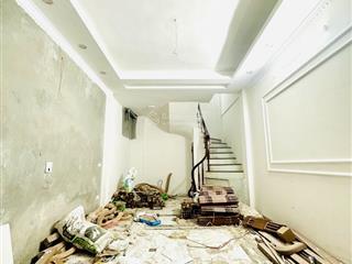 Nhà phố việt hưng, 32m2, góc, nhà 5 tầng mới, 6.45 tỷ, thoáng  tiện ích xung quanh đa dạng
