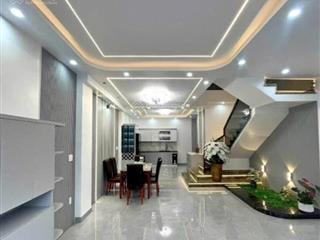 Bán nhà kẻtạnh  giang biên 6 tầng, ô tô đỗ cổng, 6.25 tỷ