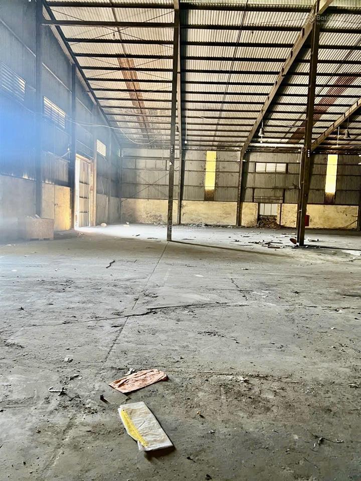 Chính chủ cho thuê kho, xưởng 2700 m, 3000 m, 5000 m (tại khu cn ngọc hồi  thanh trì  hà nội)