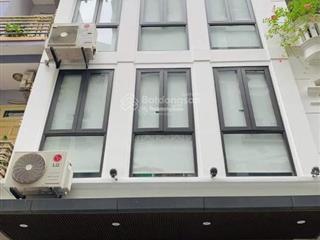 Cho thuê nhà lê văn lương 80m² x 5 tầng, thang máy, thông sàn, ô tô đỗ vùng quanh. 45tr