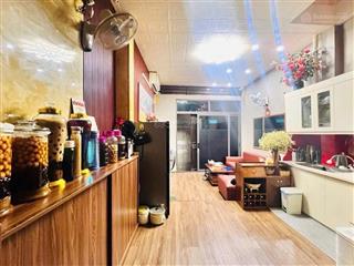 Nhà mớiba đình kim mãh.iế.m nội thất đẹpđi bộ ra hồ ngọc khánh ngõ thông1 bước ra ô tô