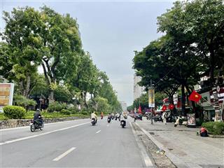 Ba đình cc mini 19 căn hộ cao cấp dòng tiền 1,1 tỷ/ năm  thang máy  nở hậu  ngõ thông  full đồ