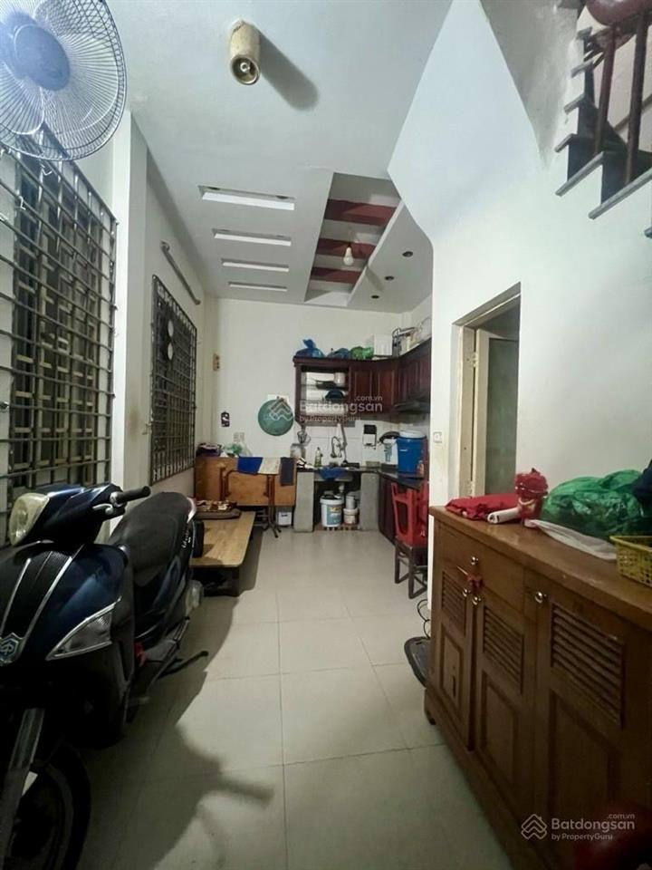 Dân xây  lô góc  2 mặt ngõ  thông  gần hồ tây  phố lạc long quân  giá tốt  ở ngay