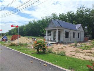 Đất tân long  phu giáo
ngay mặt tiền đường dẫn cao tốc hcm bd chơn thành