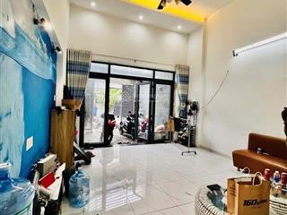 Nhà 85m ,3pn (4.8x13 nở hậu,shr, hoàn công đủ) mt đường 836 , p phú hữu , thủ đức (5ty790)