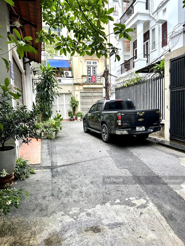 Cực hiếmnhỉnh 15 tỷlâm dubồ đềlong biên8 tầng nở hậugara ô tôthang máyfull nội thất