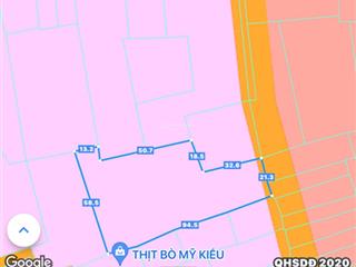 Tôi cần bán căn nhà và đất 4500m2 có 300m2 thổ cư cách đường tỉnh lộ 8 200m mặt tiền đường nhựa