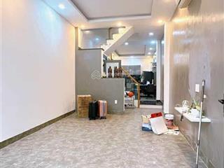 Nhà bán đẹp dt 49m2  3pn sát mt đường tôn đản