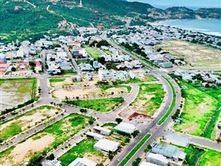 Đất trung tâm cát tiến mặt công viên sạch đẹp giá rẻ, chỉ còn một lô duy nhất