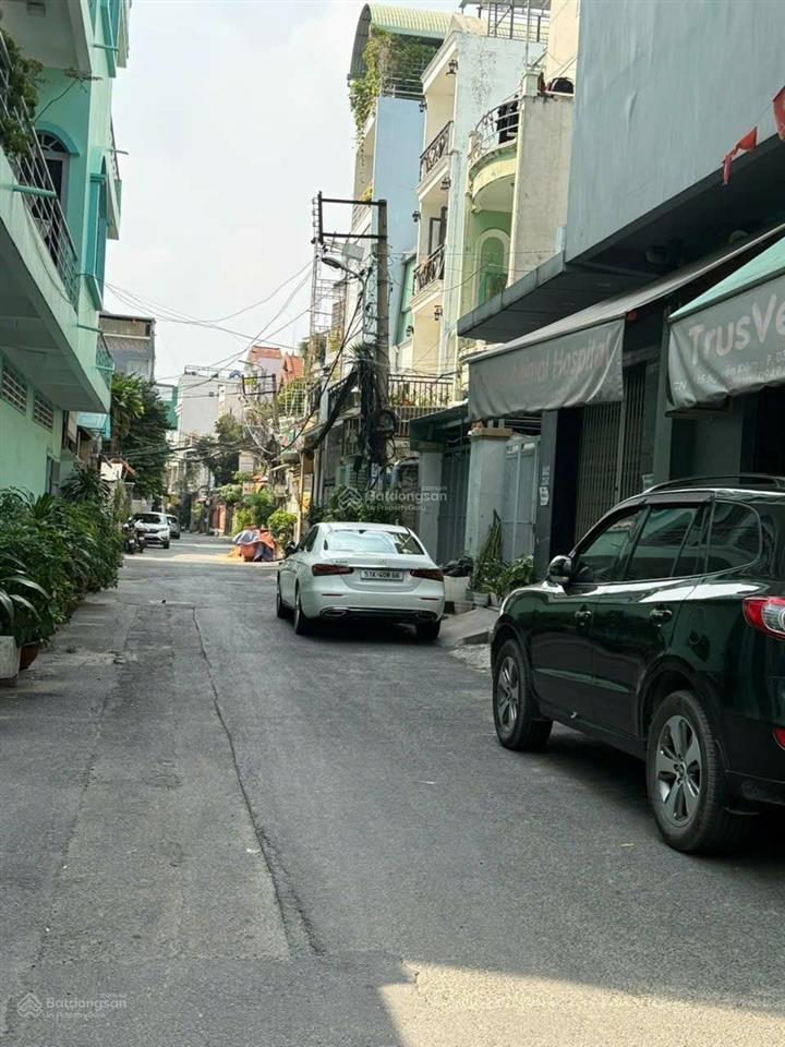 Sát mặt tiền nguyễn kiệm  9pn  sẵn dòng tiền khoáng 30tr/th