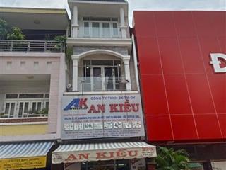 Bán gấp nhà mt tân thành quận 5 (3,8x20m) gía 24 tỷ