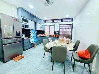 Gấp! cần bán nhà hẻm 6m lê văn sỹ, phường 13, quận 3. dt 97m2/5ty4 , sổ riêng, nhà 1 sẹc