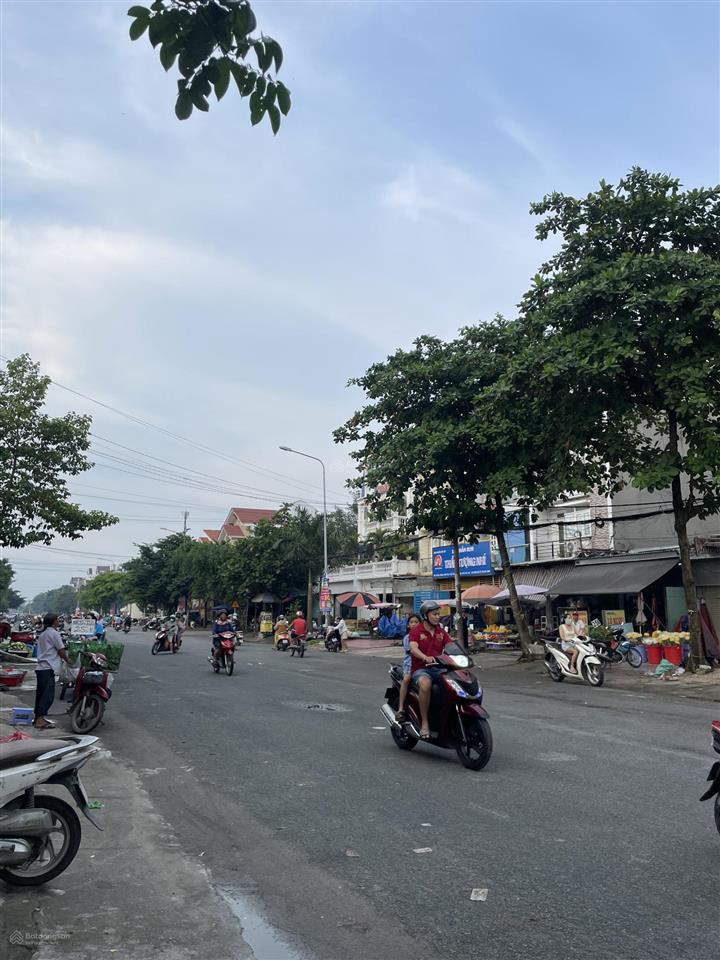 Mặt tiền chợ 6x19m thu nhập ổn định cần bán gấp