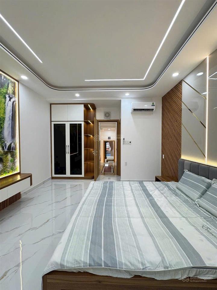 Siêu phẩm 4x20m thang máy 450kg đường 8m lê trọng tấn giáp tân phú