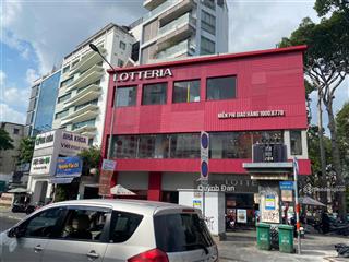Góc 2mt phan đăng lưu  nguyễn huy tưởng. bt  dt 9x30m  2 tầng  hđt 250 triệu  giá 55 tỷ