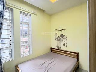 Cho thuê căn hộ 2pn, cửa sổ thoáng mát  khu trung tâm phan xích long  máy giặt riêng