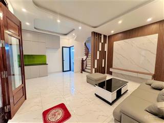 Nhà mới 5tđầy đủ nội thất, mặt tiền 6m38/42m2  5,89tỷ. sổ vuông  80m ra trục chính 3 ô tô tránh
