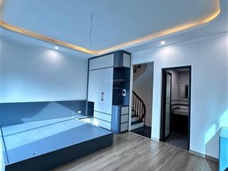 Lô góc 33/35m25 tầng, full nội thất. +,oto đỗ cổng cách nhà 10m.sổ cất két. chủ thiện chí.