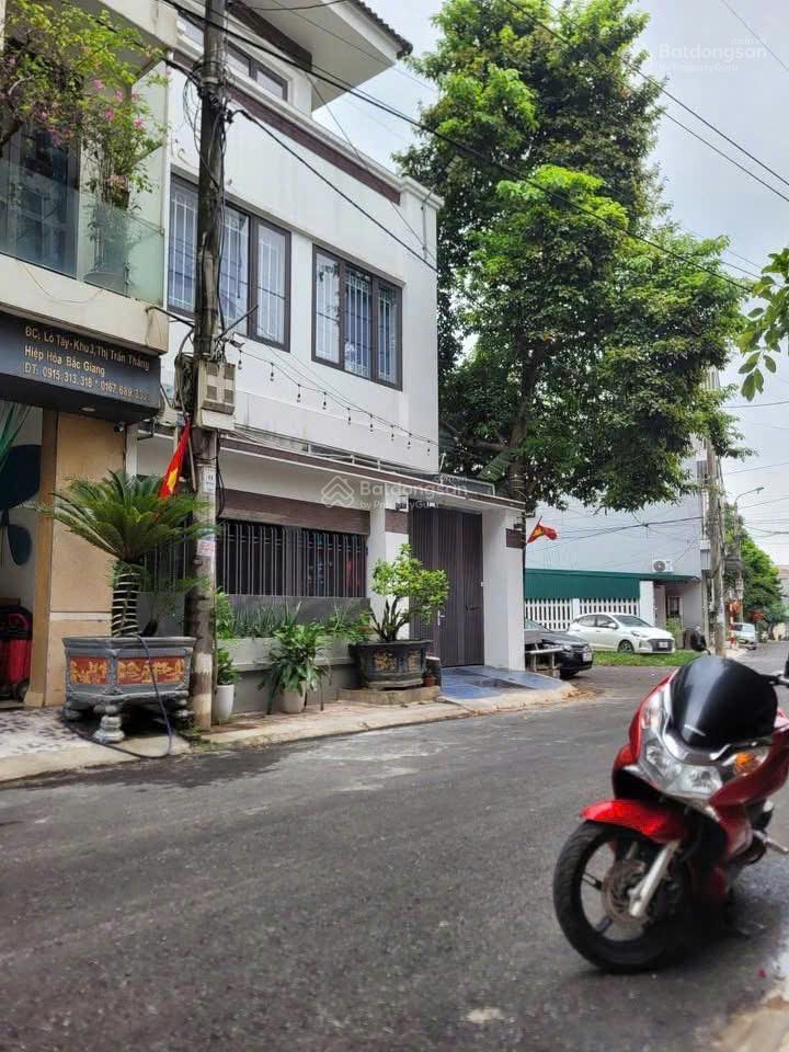 Nhờ 500ace môi giới bán giúp. chính chủ bán nhà 3tầng 80m2 sổ cất két. phân lô cán bộ oto vào nhà