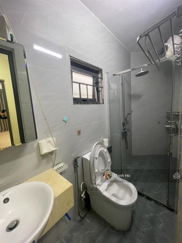Kinh doanh đỉnh, ôtô dừng đỗ, 4m ra mặt phố ô chợ dừa, la thành, 32m2 5 tầng thoáng trước sau 10tỷ8