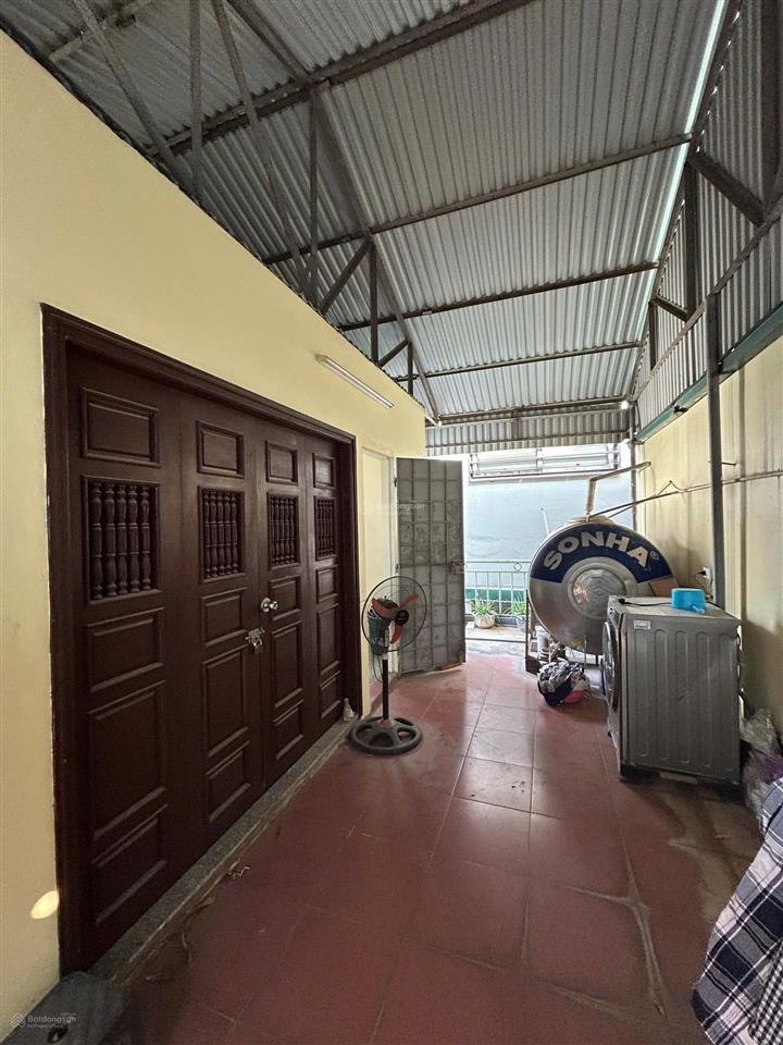 Bán gấp, nhà 4 tầng 38m2, mt 5,3m, dân xây kiên cố, 4 ngủ đủ công năng, trung tâm đống đa, 7,9tỷ.