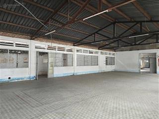 Kho xưởng q.4 trung tâm hcm giá 130k/m2
