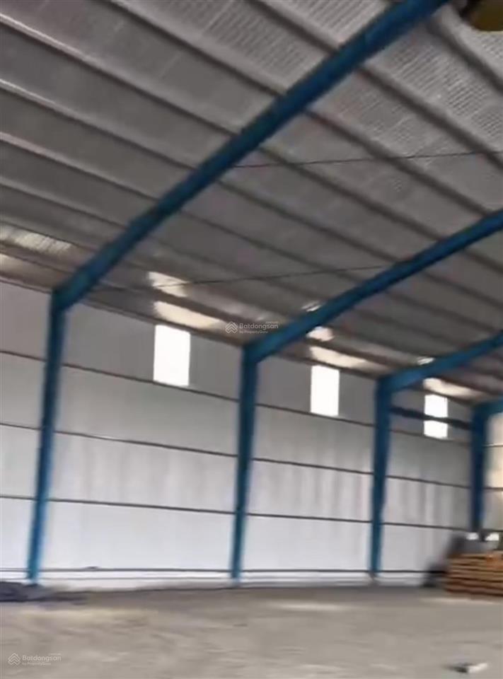 Kho diện tích 500m2 cần cho thuê gấp ở nguyễn tất thành đường xe cont
