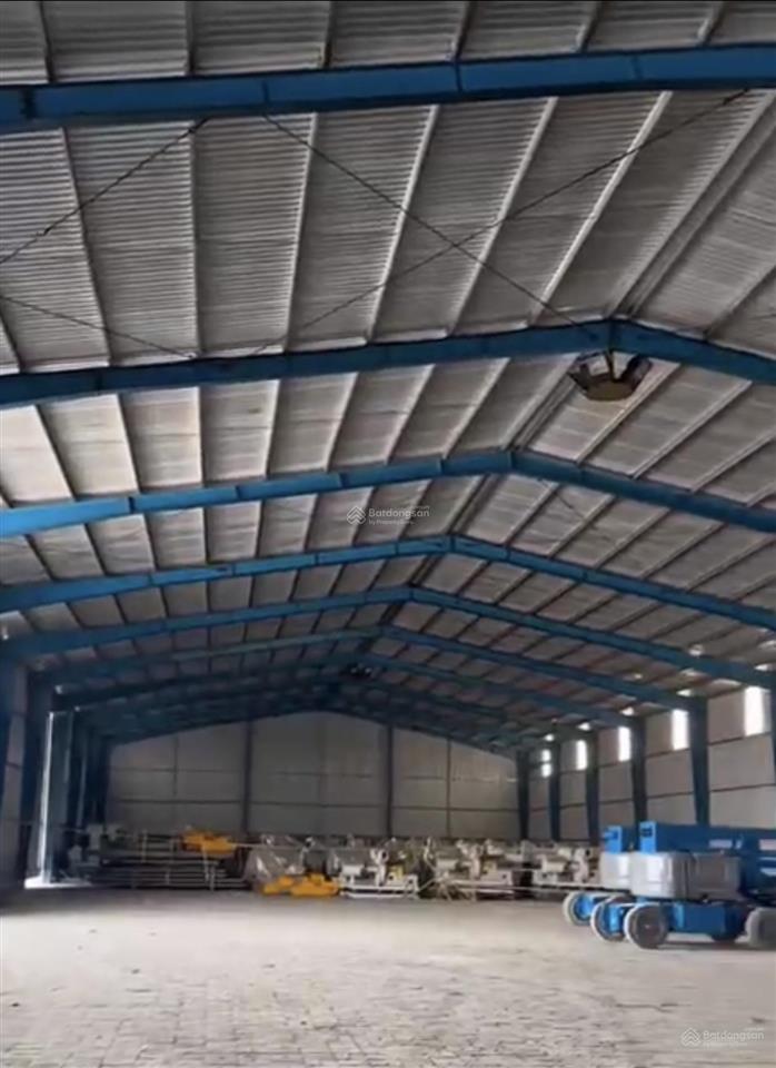 Kho diện tích 500m2 cần cho thuê gấp ở nguyễn tất thành đường xe cont