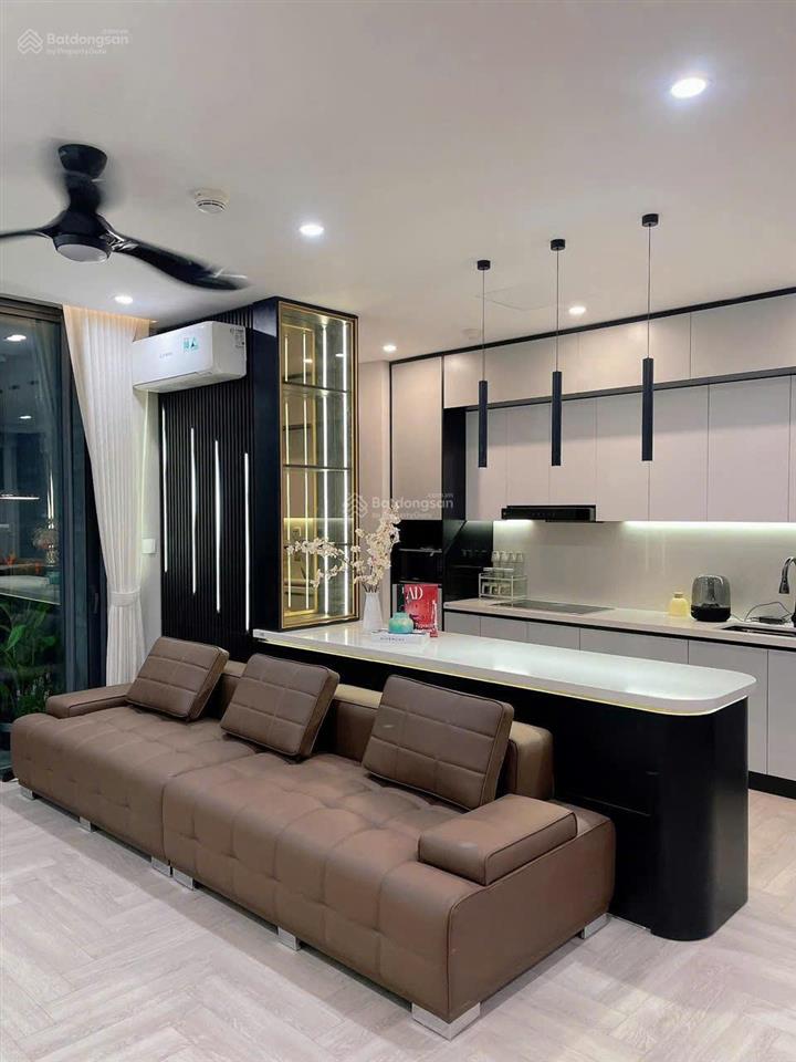 Hàng hiếm! cực rẻ! chính chủ cần bán gấp căn 79m2, 2pn toà hong kong tower giá 7,2tỷ.  0968 989 ***