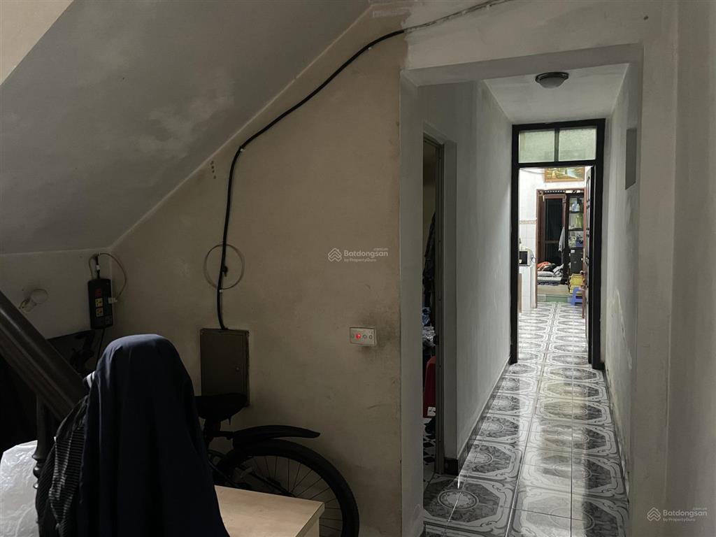 Chính chủ bán nhà 3 tầng gần đường tam trinh hoàng mai dt 52,8m2 thực tế 69,2m2 mt 4m, giá 8,5tỷ