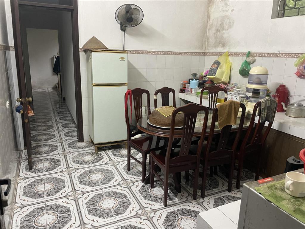 Chính chủ bán nhà 3 tầng gần đường tam trinh hoàng mai dt 52,8m2 thực tế 69,2m2 mt 4m, giá 8,5tỷ