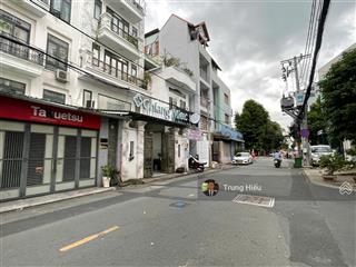 Tòa nhà mặt tiền sân bay  khu cửu long diện tích 11 x 20m. 5 tầng. giá chỉ 35 tỷ