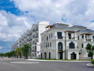 Nhà phố 3 lầu, giá 4tỷ5 thanh toán 1 tỷ 2 nhận nhà, gần trường quốc tế vinschool, cách sân bay 45p