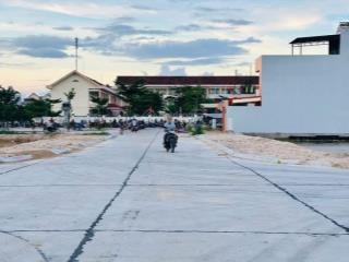 Bán đất ngay trường thcs tuy phước,giá 1.350  1.45 tỷ, 100m2, giá ưu đãi, sổ đỏ trao tay